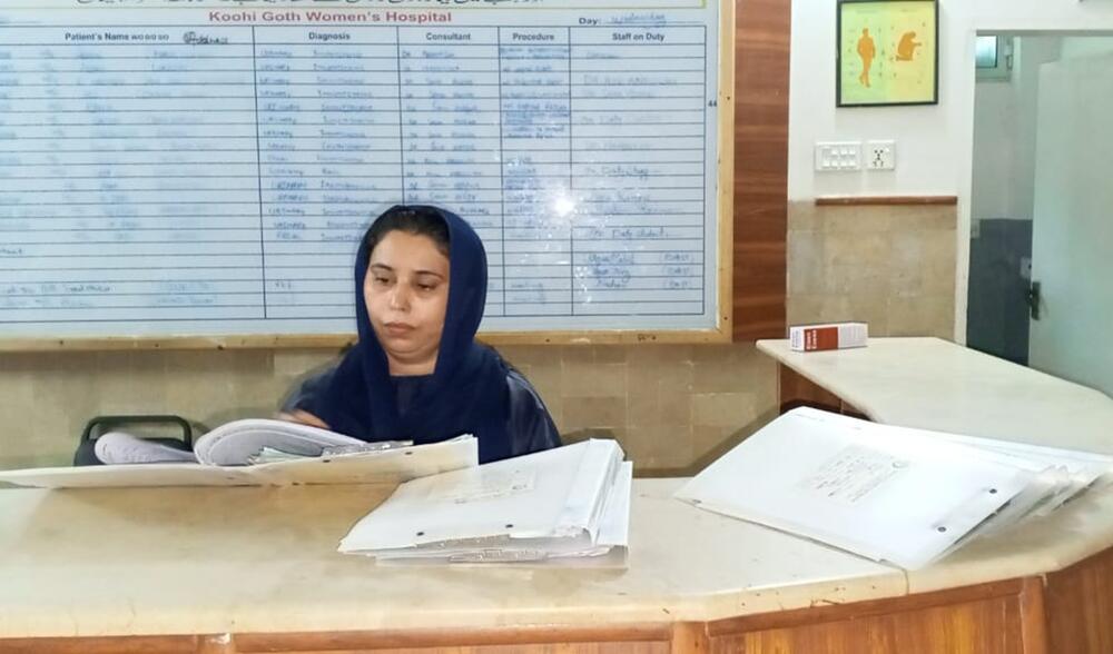 Rehana Qadri is serving as a midwife at Kohi Goth Hospital 